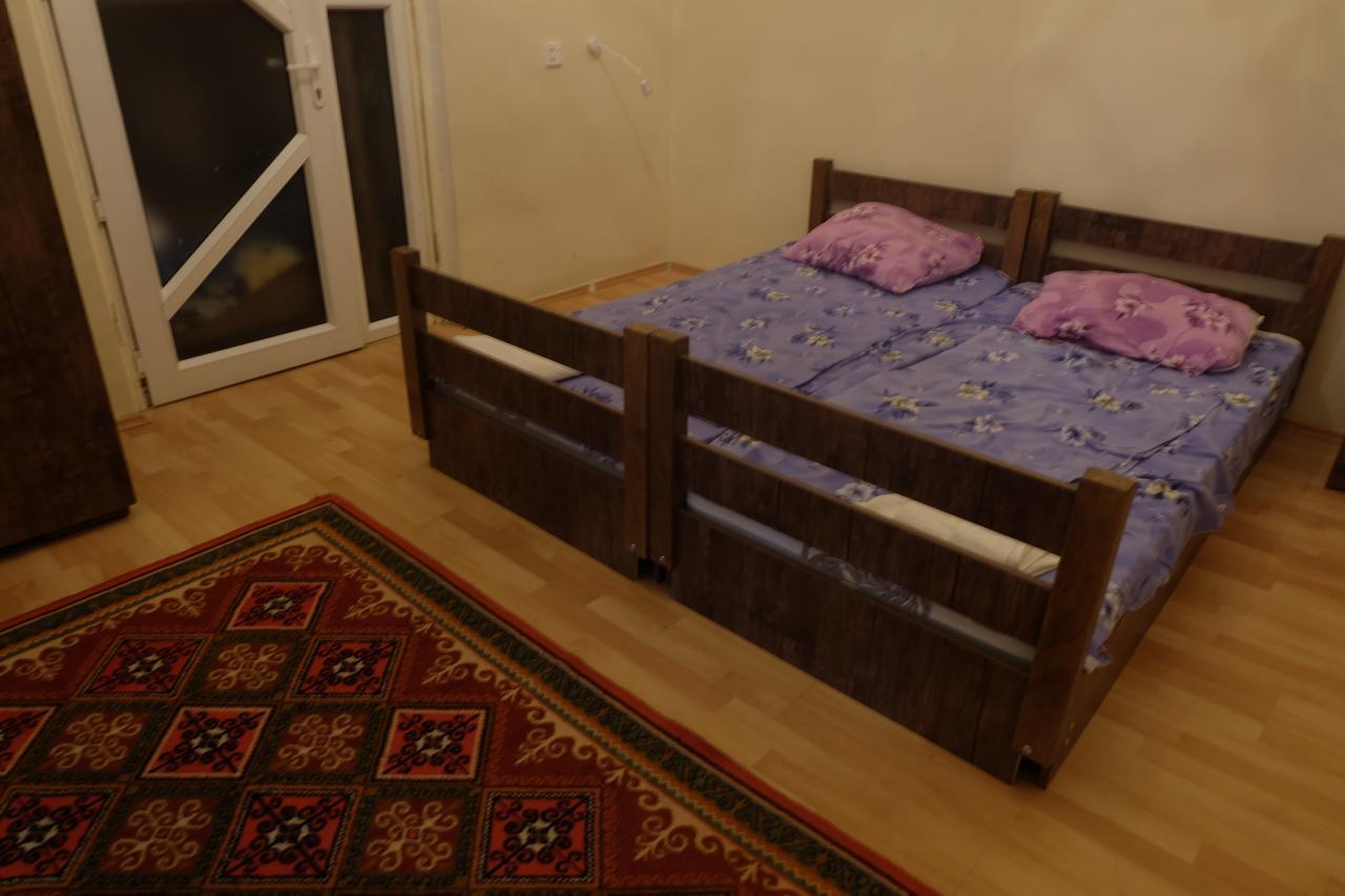 Hostel 124 Baku Bagian luar foto